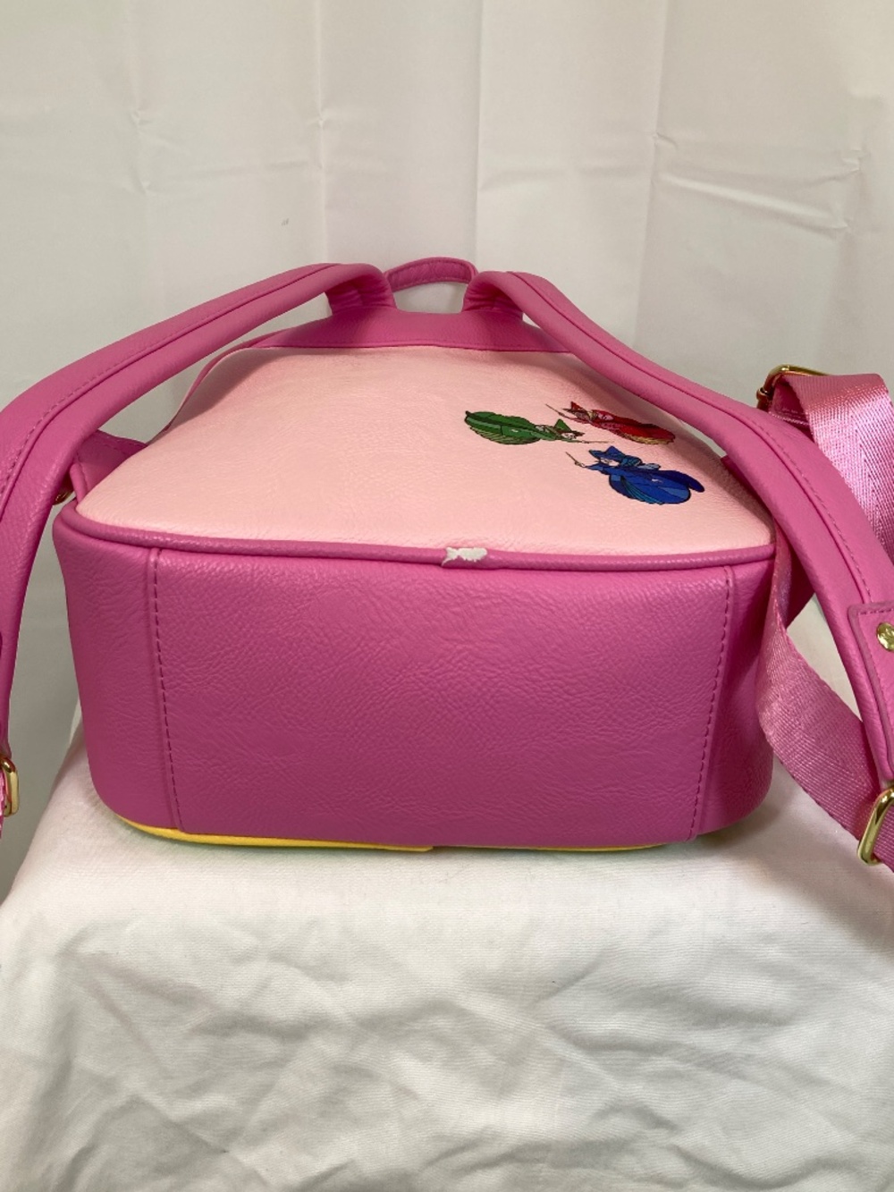 Loungefly Disney Sleeping Beauty Stained Glass Pink Backpack Some Wear - Picture 7 of 13